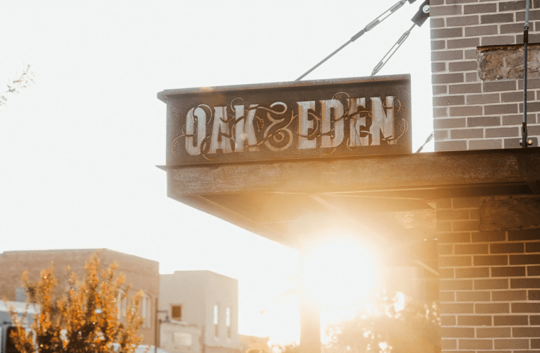 Wichita Falls: Best American Made Whiskey – Oak and Eden.